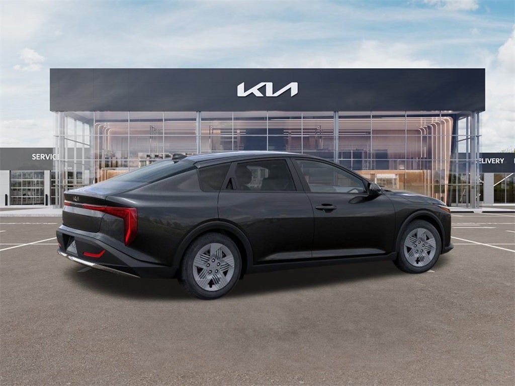 2025 Kia K4 LX
