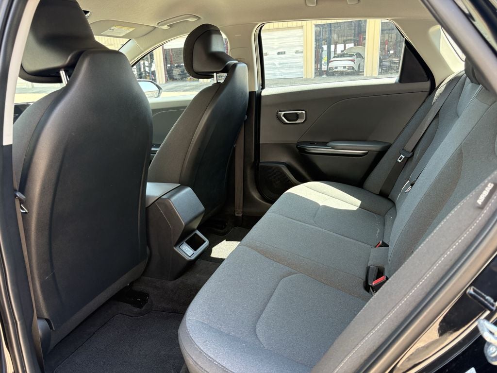 2025 Kia K4 LX
