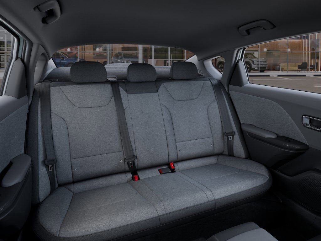 2025 Kia K4 LXS AUTO