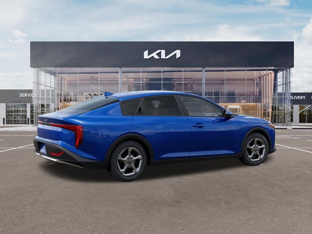 2026 Kia K4 LXS AUTO