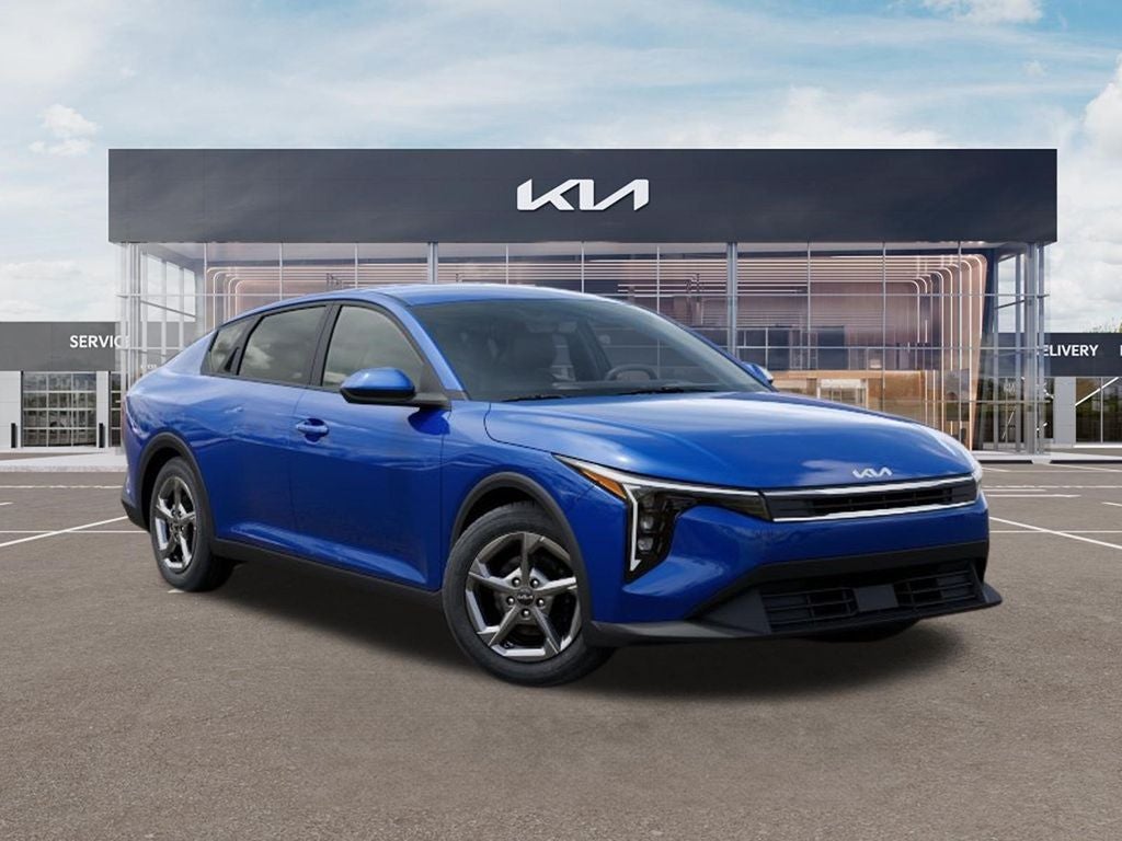 2026 Kia K4 LXS AUTO