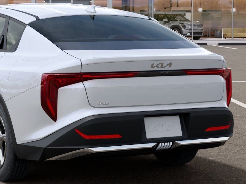 2026 Kia K4 LXS AUTO