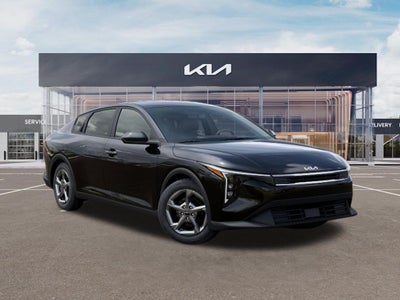 2026 Kia K4 LXS AUTO
