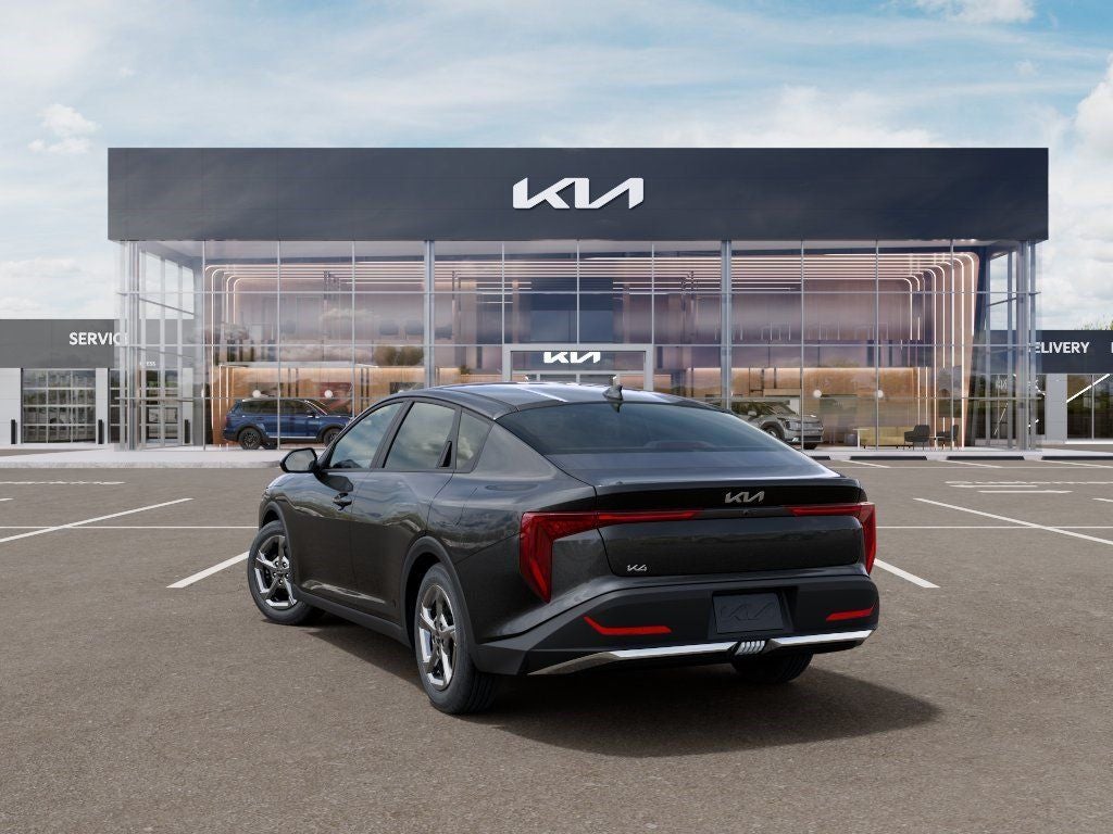 2026 Kia K4 LXS AUTO