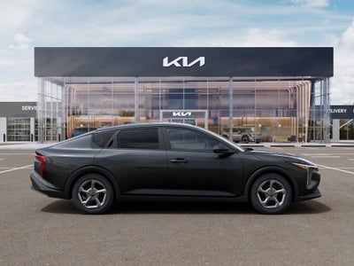 2026 Kia K4 LXS AUTO