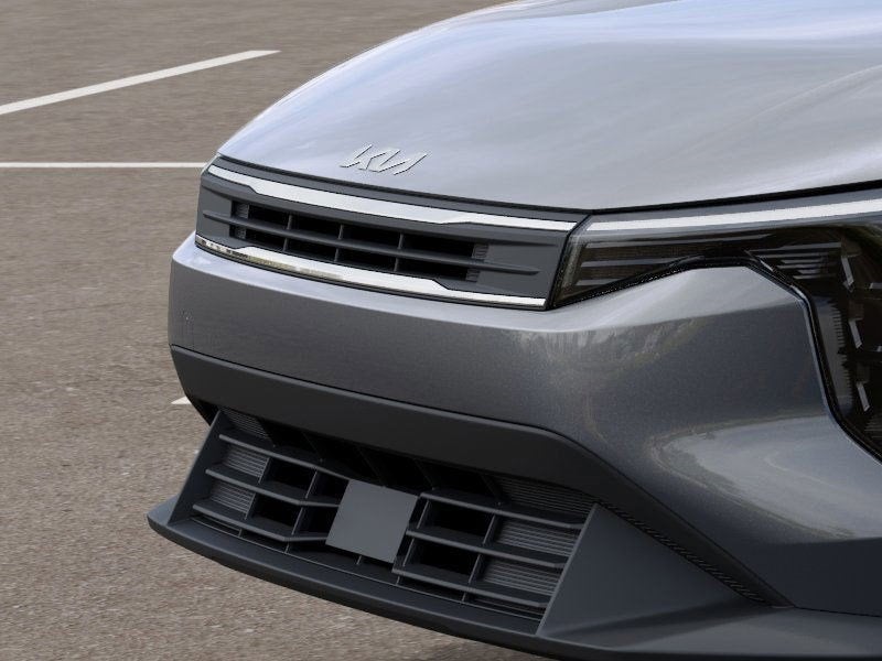 2025 Kia K4 LXS AUTO