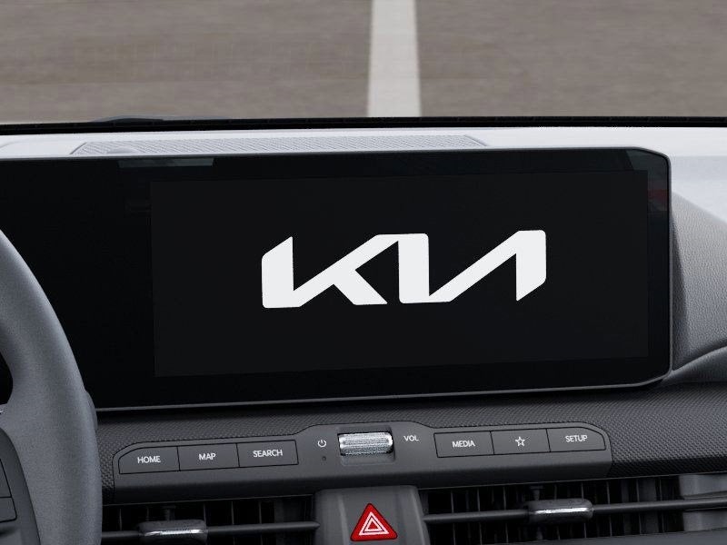 2025 Kia K4 LXS AUTO