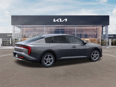 2025 Kia K4 LXS AUTO