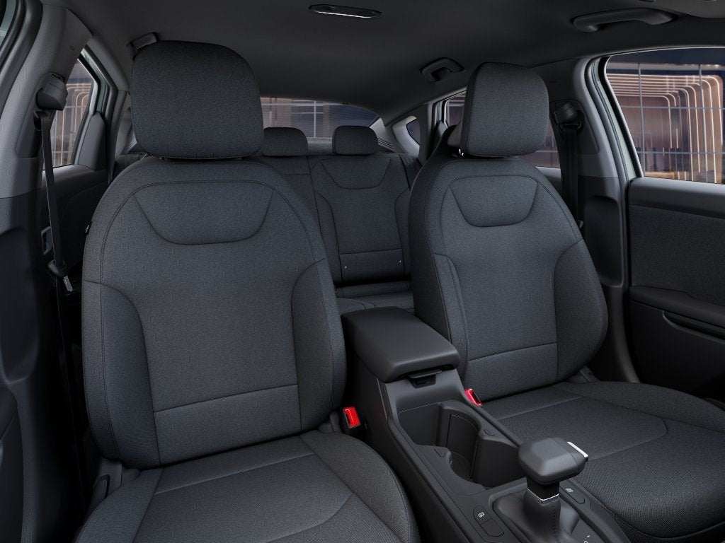 2027 Kia K4 LXS AUTO