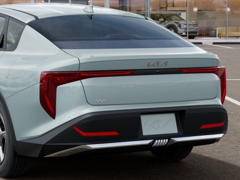 2026 Kia K4 LXS AUTO