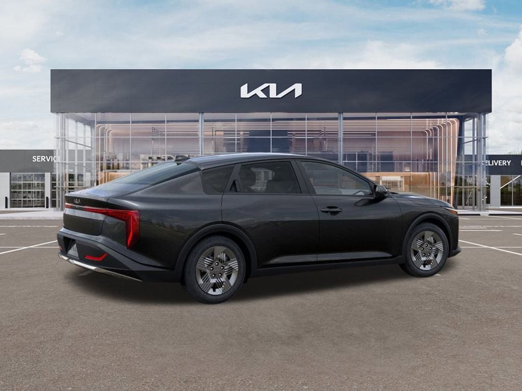 2026 Kia K4 LX