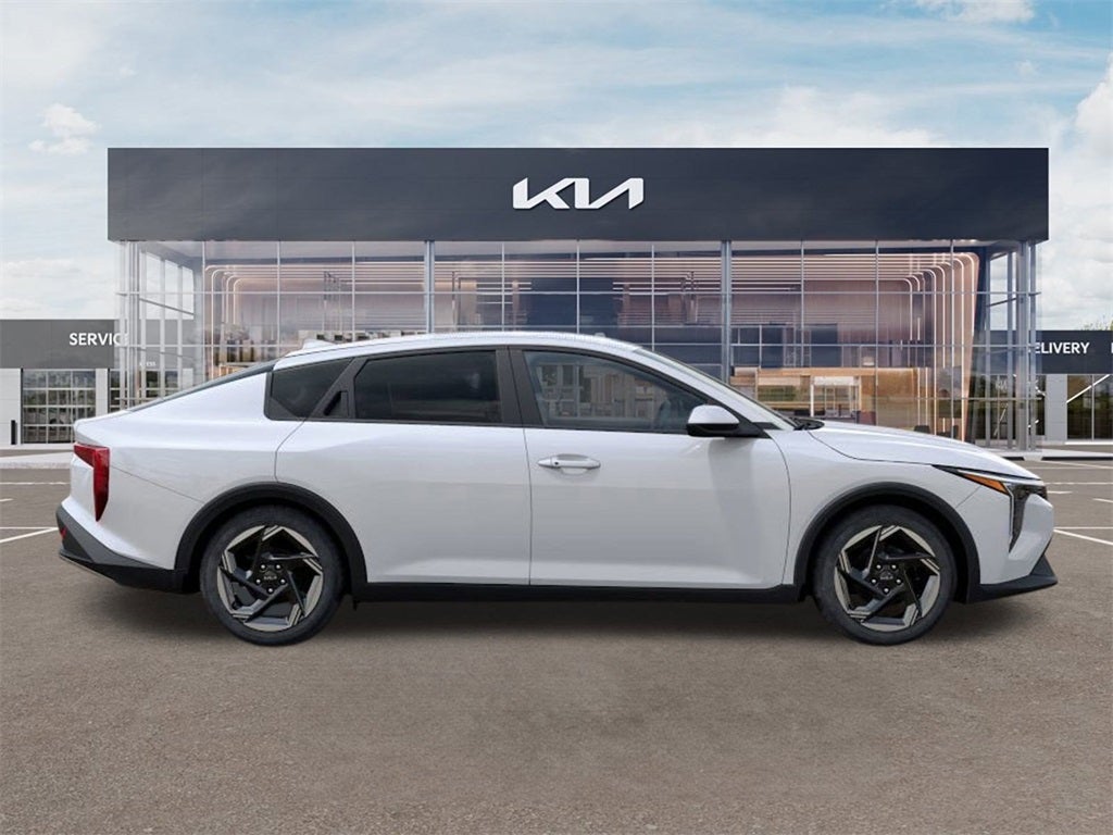 2025 Kia K4 EX AUTO