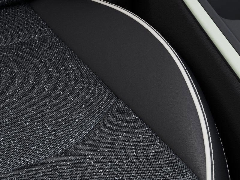 2025 Kia K4 GT-LINE AUTO