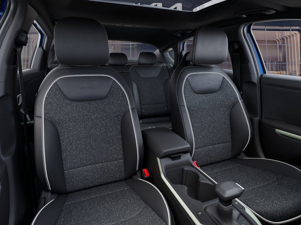 2025 Kia K4 GT-LINE AUTO