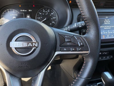 2023 Nissan Kicks SR