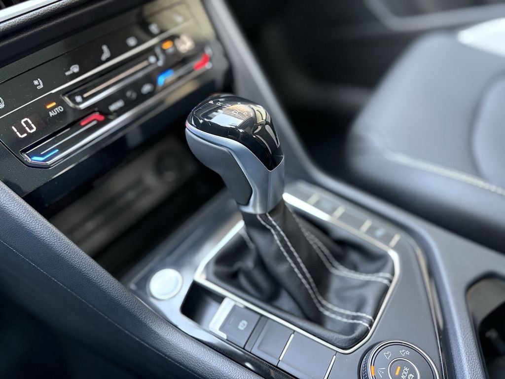 2025 Volkswagen Taos 1.5T SEL