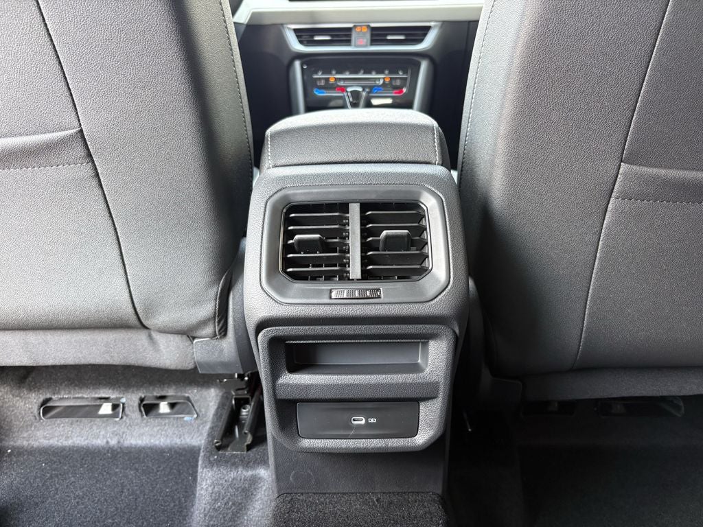 2025 Volkswagen Taos 1.5T SEL