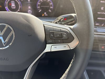 2025 Volkswagen Tiguan 2.0T SE
