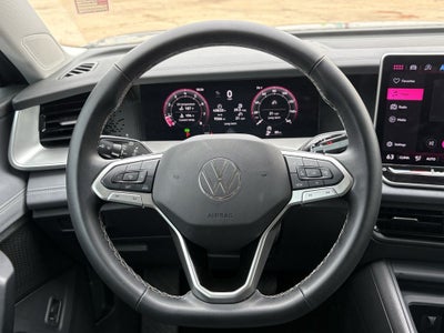 2025 Volkswagen Tiguan 2.0T SE