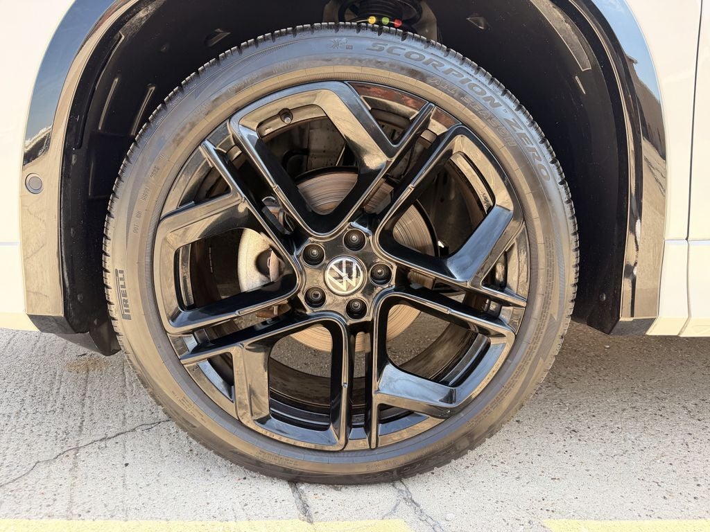 2025 Volkswagen Tiguan 2.0T SE R-Line Black