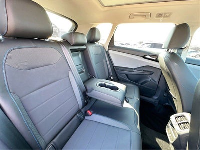 2024 Volkswagen Taos 1.5T SE Black