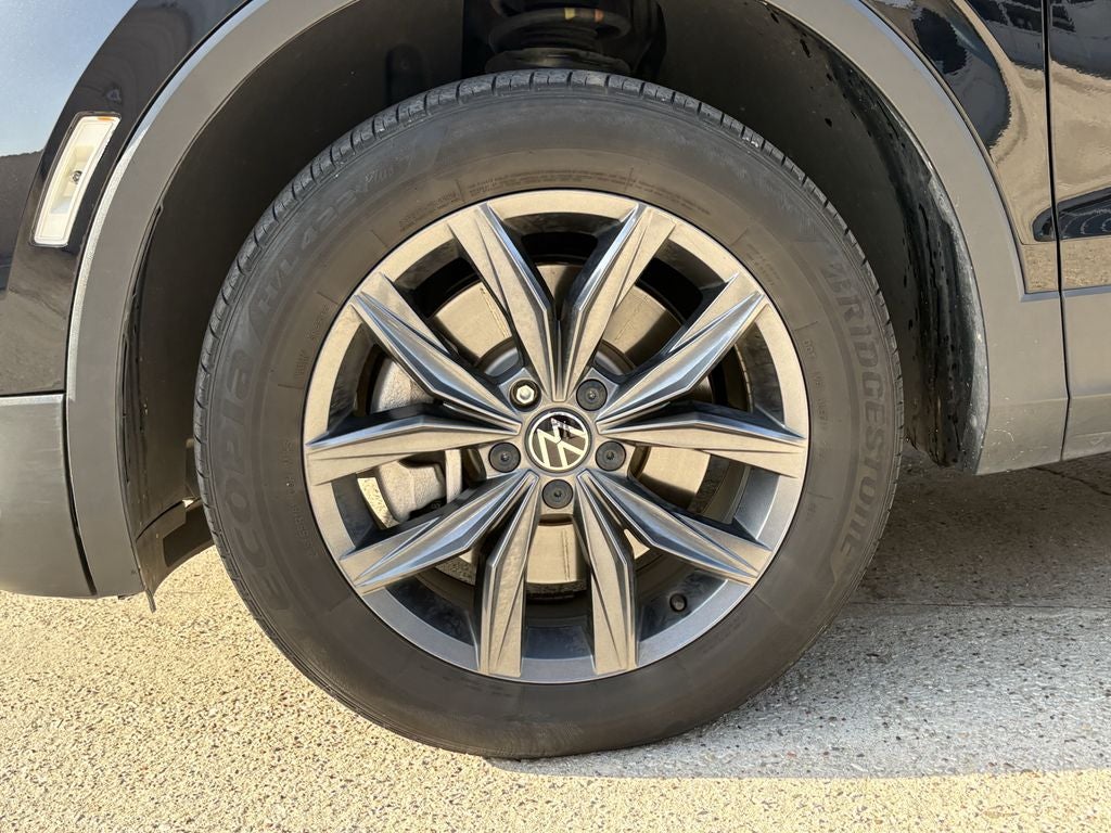 2024 Volkswagen Tiguan 2.0T SE