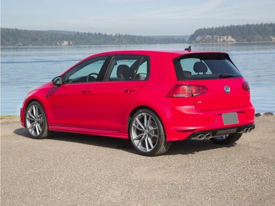 2017 Volkswagen Golf Base