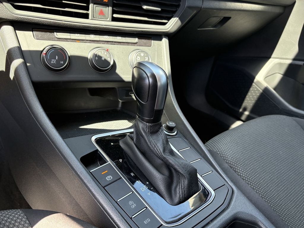 2021 Volkswagen Jetta Base