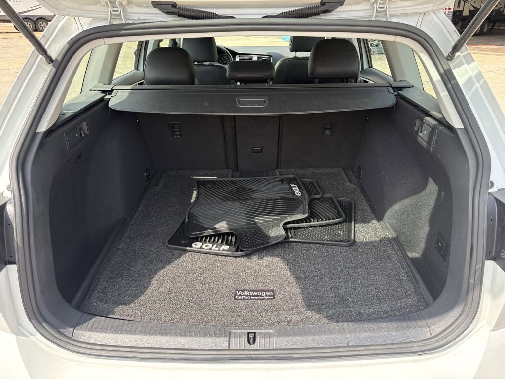 2019 Volkswagen Golf SportWagen SE