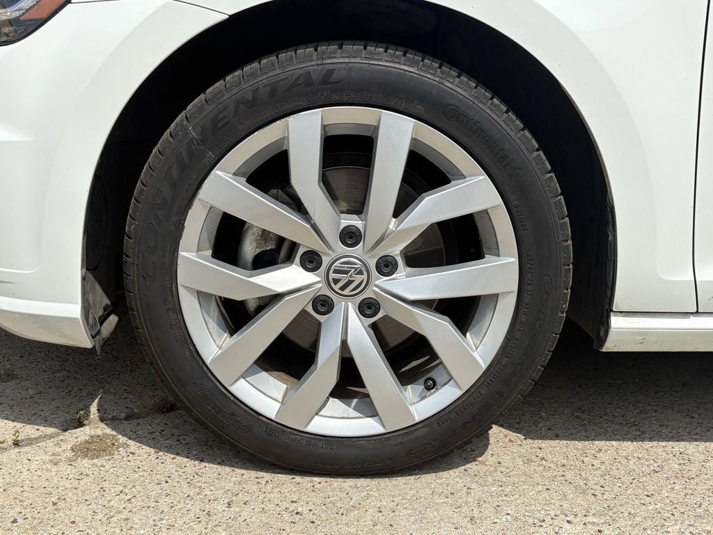 2019 Volkswagen Golf SportWagen SE