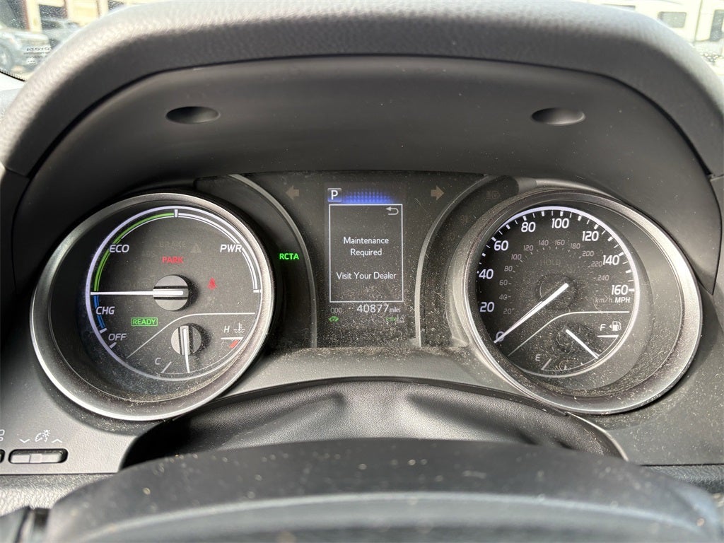 2022 Toyota Camry Hybrid SE