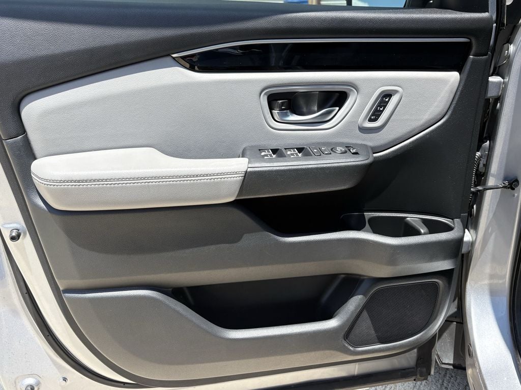 2023 Honda Pilot EX-L 8 Passenger