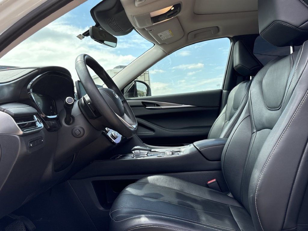 2024 INFINITI QX60 LUXE