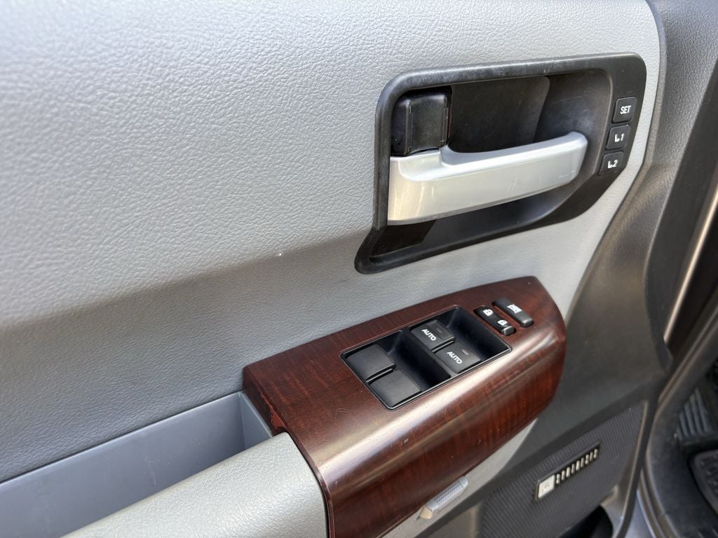 2014 Toyota Sequoia Platinum