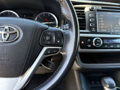 2017 Toyota Highlander Limited