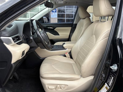 2023 Toyota Highlander XSE