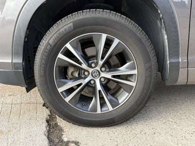 2016 Toyota Highlander XLE V6