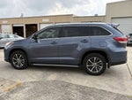 2018 Toyota Highlander Base