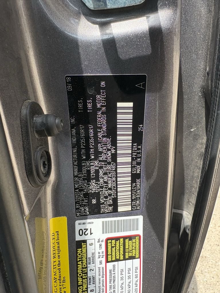 2019 Toyota Sienna XLE 8 Passenger