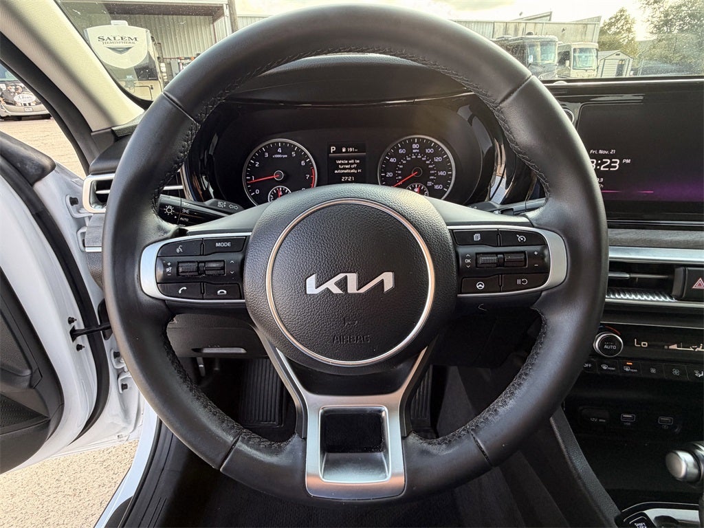 2023 Kia K5 EX