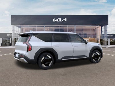 2026 Kia EV9 Light Long Range