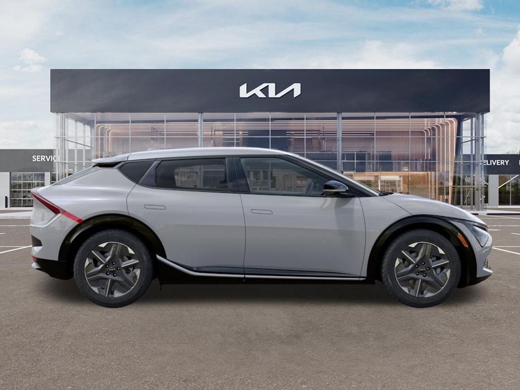 2026 Kia EV6 LIGHT LONG RANGE RWD