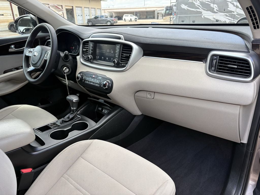 2019 Kia Sorento LX