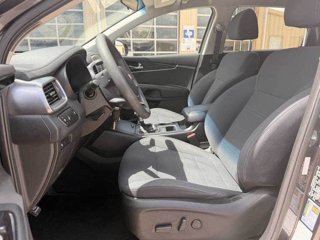 2019 Kia Sorento LX