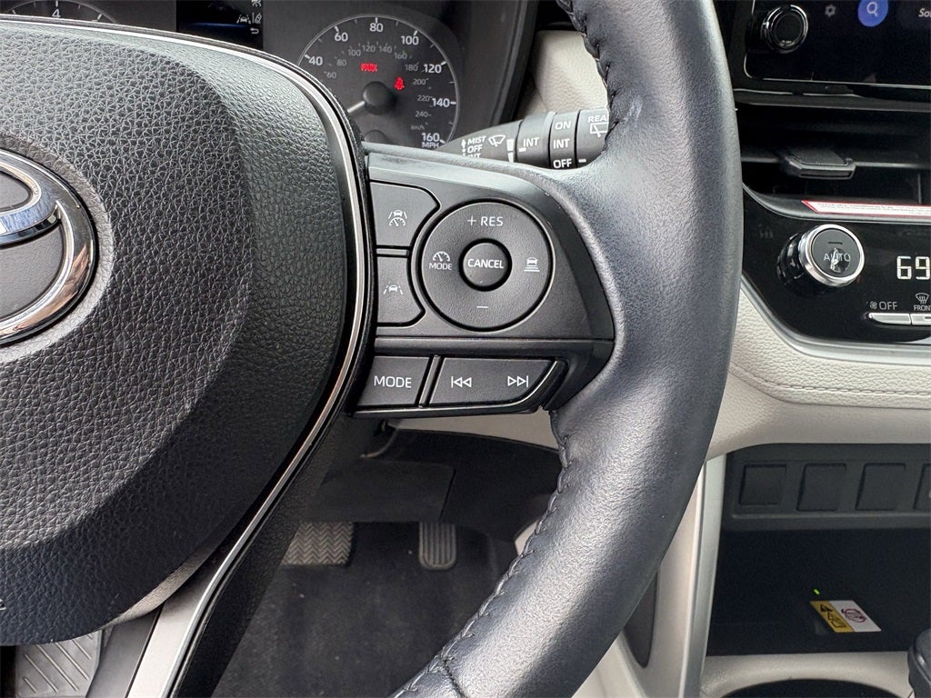 2023 Toyota Corolla Cross LE