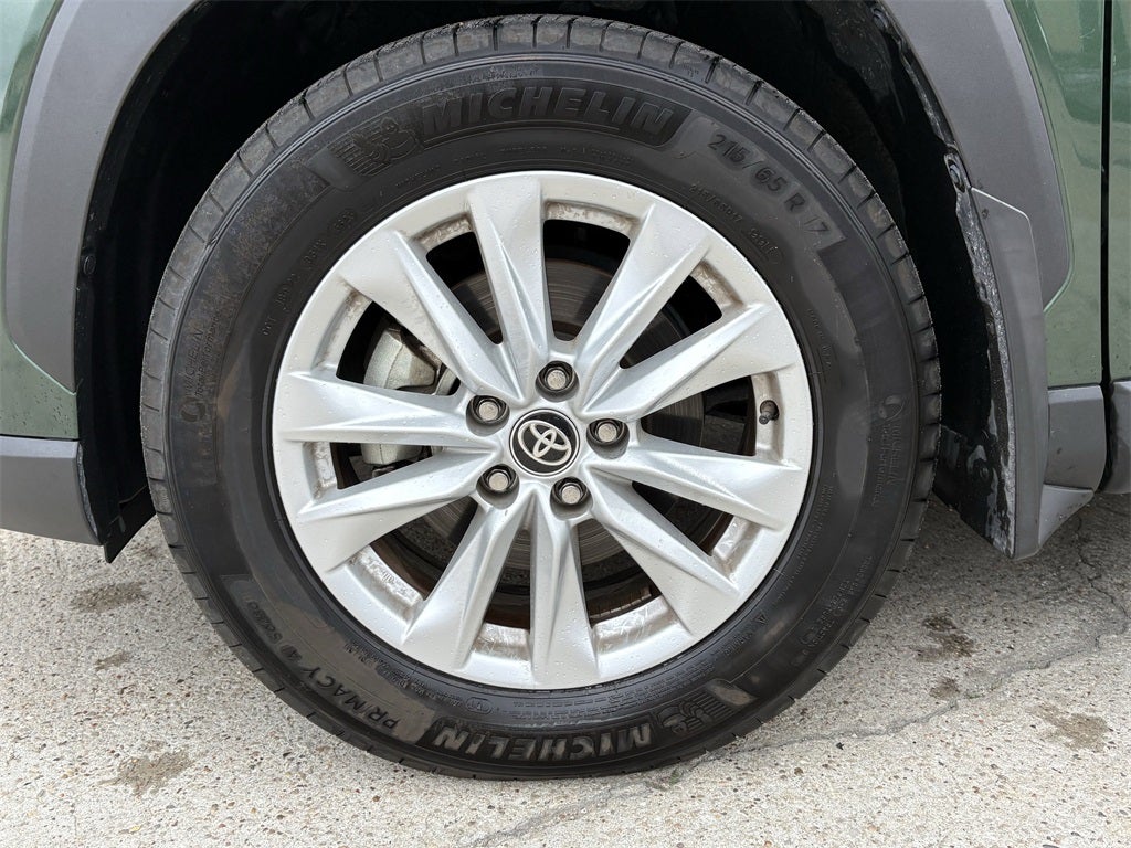 2023 Toyota Corolla Cross LE