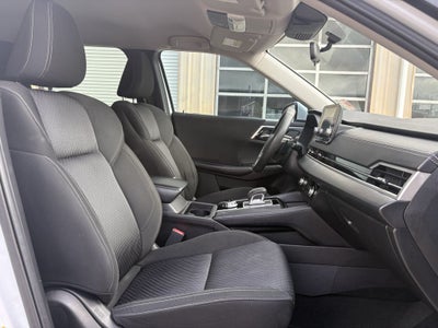 2022 Mitsubishi Outlander ES