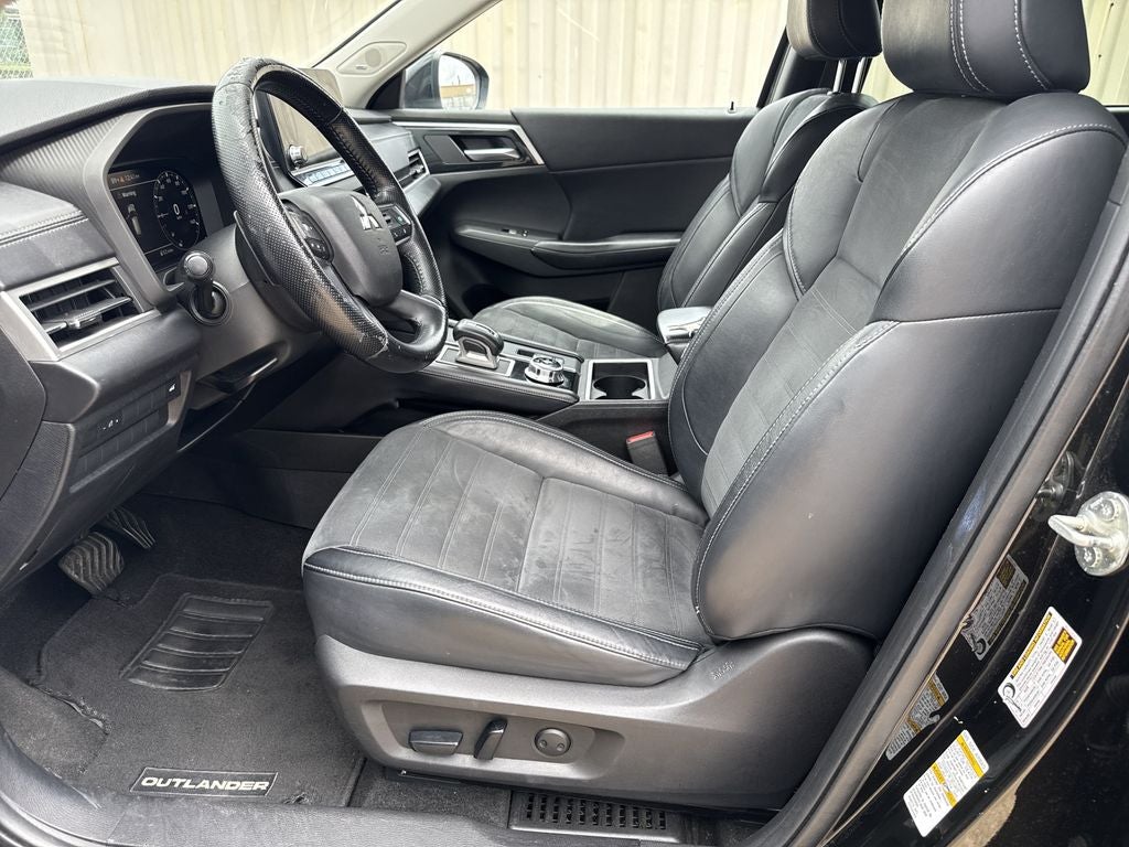 2022 Mitsubishi Outlander SE