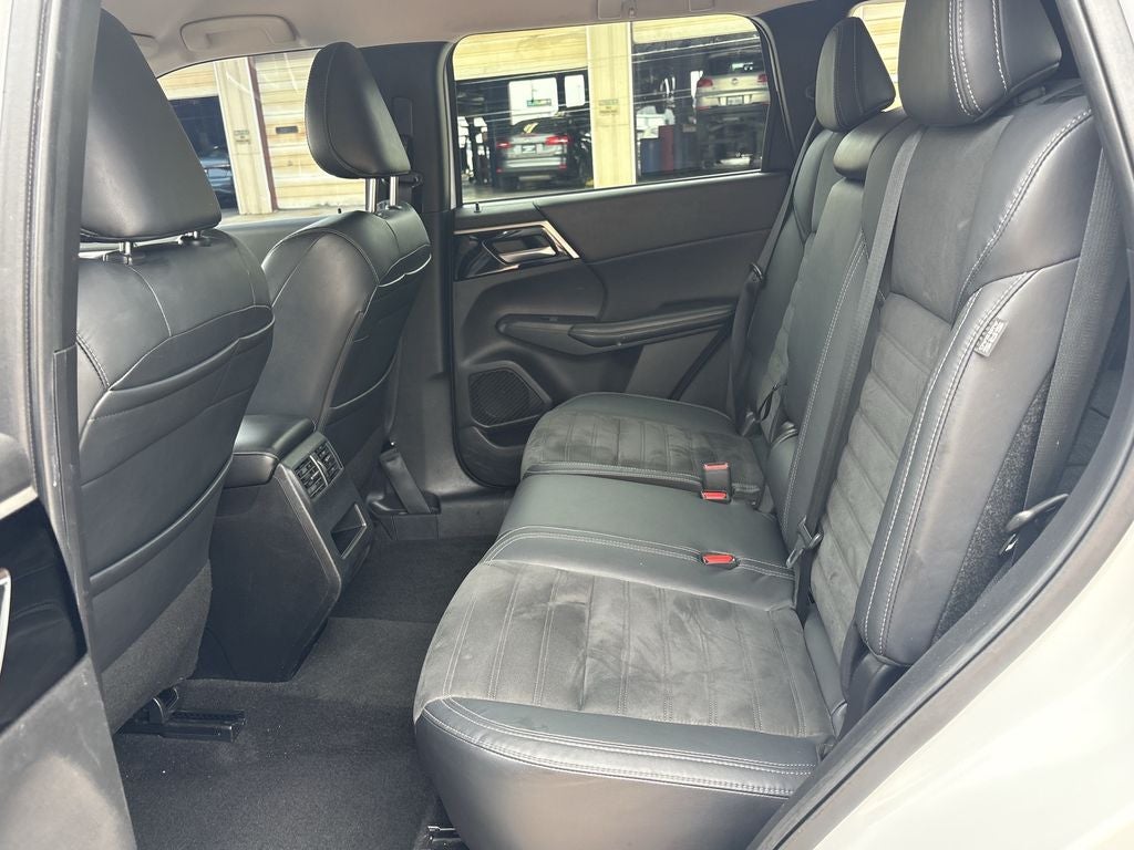 2022 Mitsubishi Outlander SE