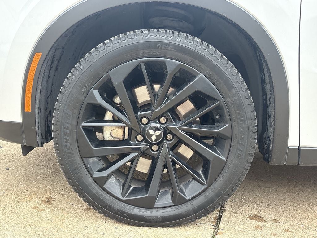 2022 Mitsubishi Outlander SE
